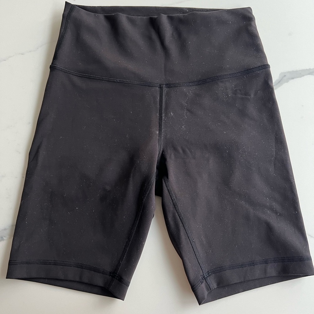 Lululemon Biker Shortd: Black, Size 6